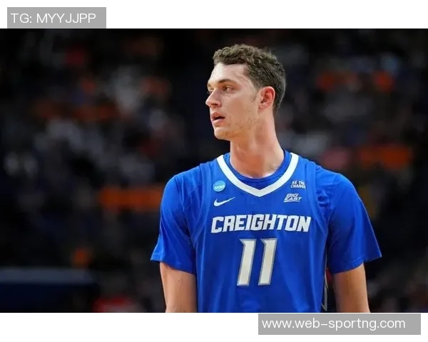 卡尔克布伦纳表现出色再添7分10板2帽继续展现实用价值